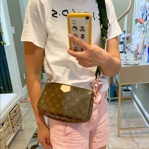 Brand new - authentic LV multi pochette